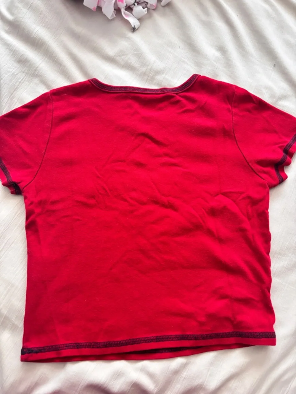 Brandy Melville Baby tee - Picture 2 of 3